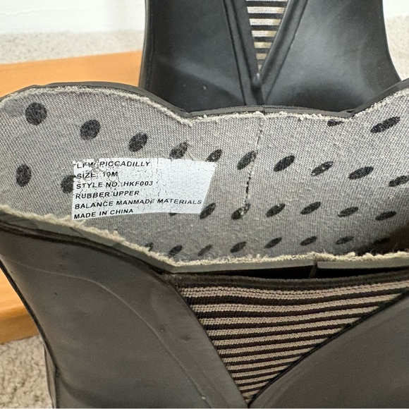 London Fog Classic Black Short Rain Boots - Picture 7 of 7